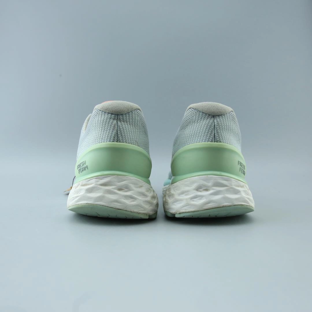 NEW BALANCE FRESH FOAM X 880 V10 stylish New Balance designs