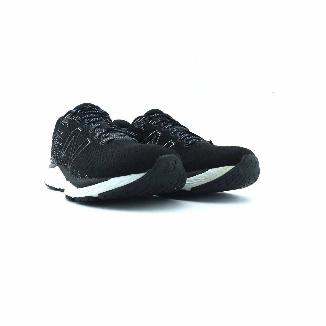 NEW BALANCE FRESH FOAM X 880 V11 stylish New Balance designs