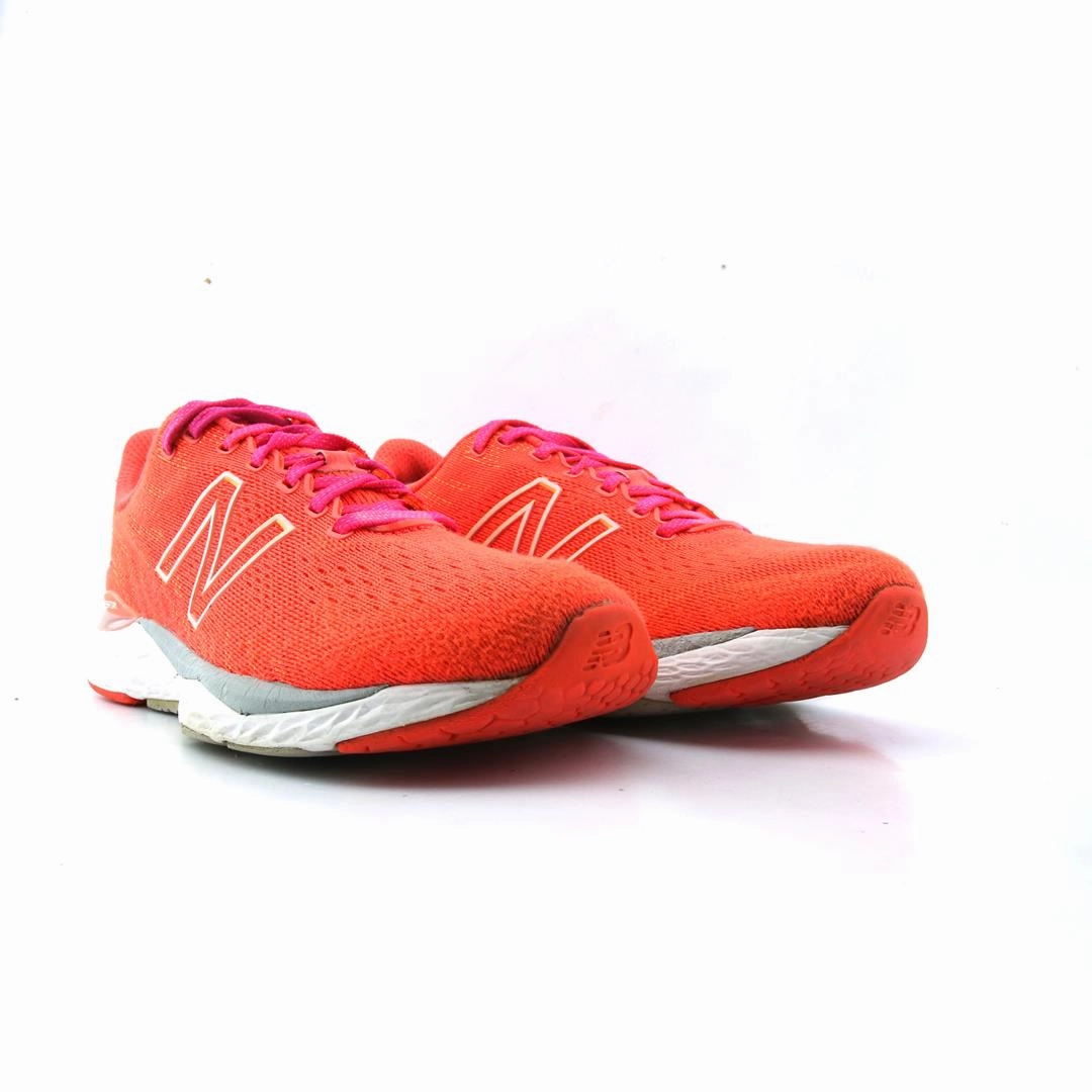 NEW BALANCE FRESH FOAM X 880V11 stylish New Balance designs