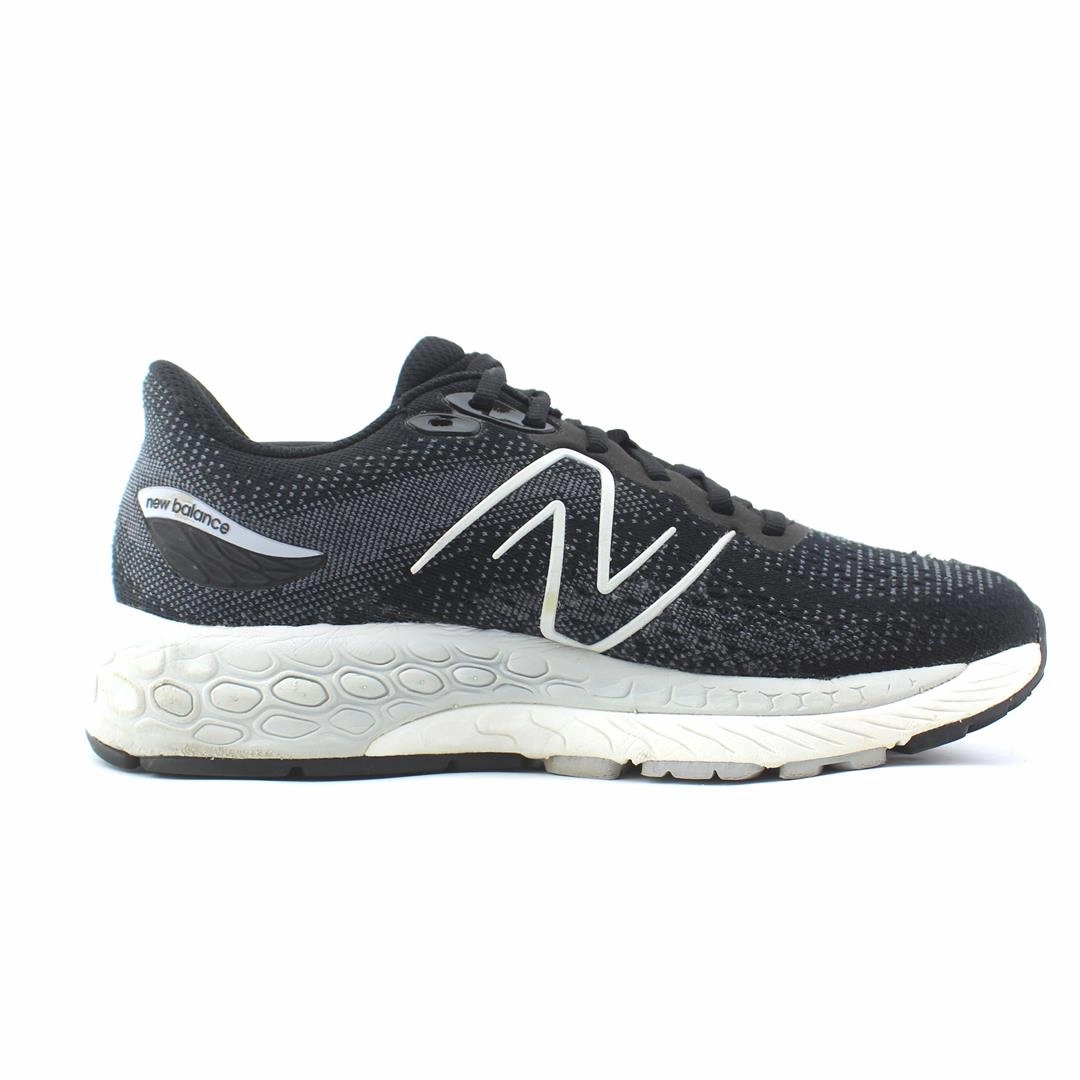 NEW BALANCE FRESH FOAM X 880V12 retro New Balance shoe shots