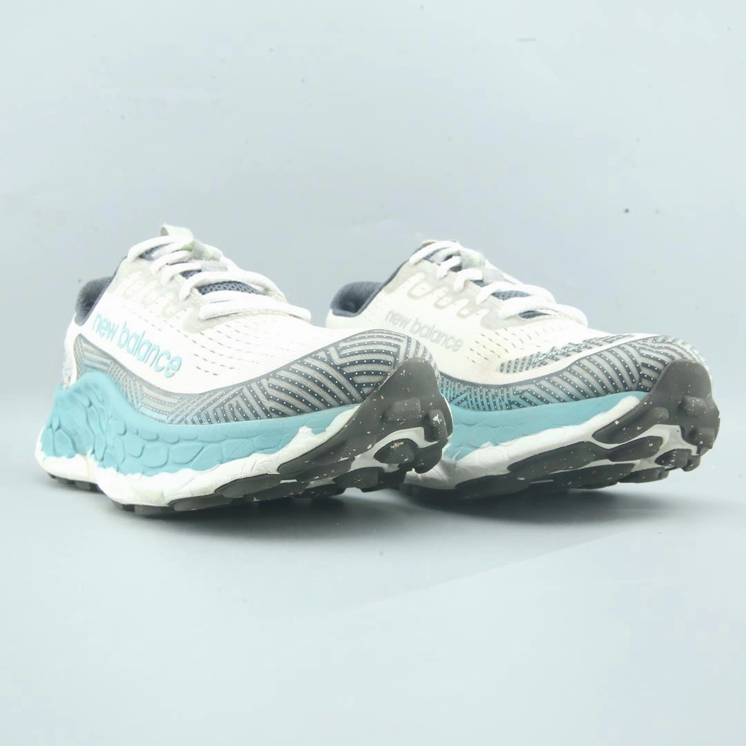 NEW BALANCE FRESH FOAM X MORE TRAIL V3 New Balance trainer visuals