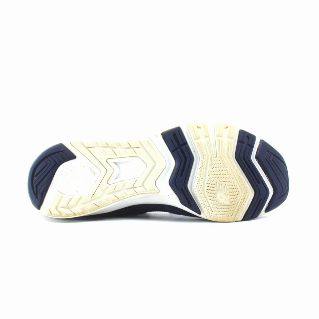 NEW BALANCE FUEL CORE NERGIZE retro New Balance shoe shots