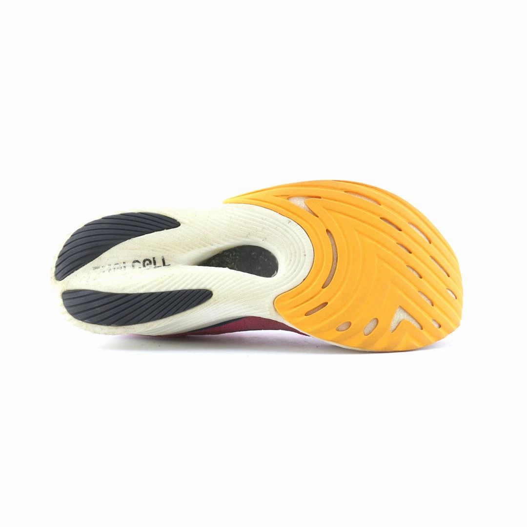 NEW BALANCE FUELCELL RC ELITE V2 stylish New Balance designs