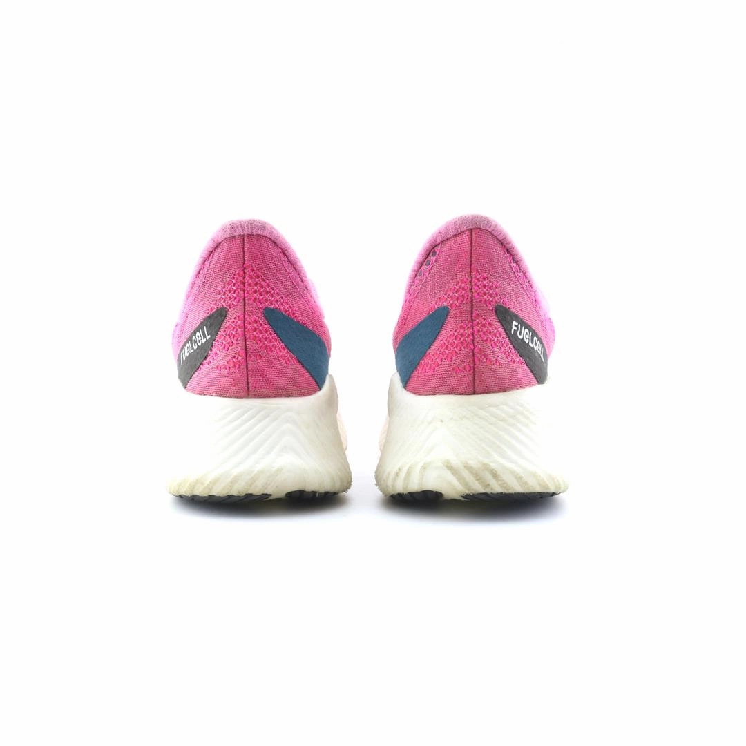 NEW BALANCE FUELCELL RC ELITE V2 stylish New Balance designs