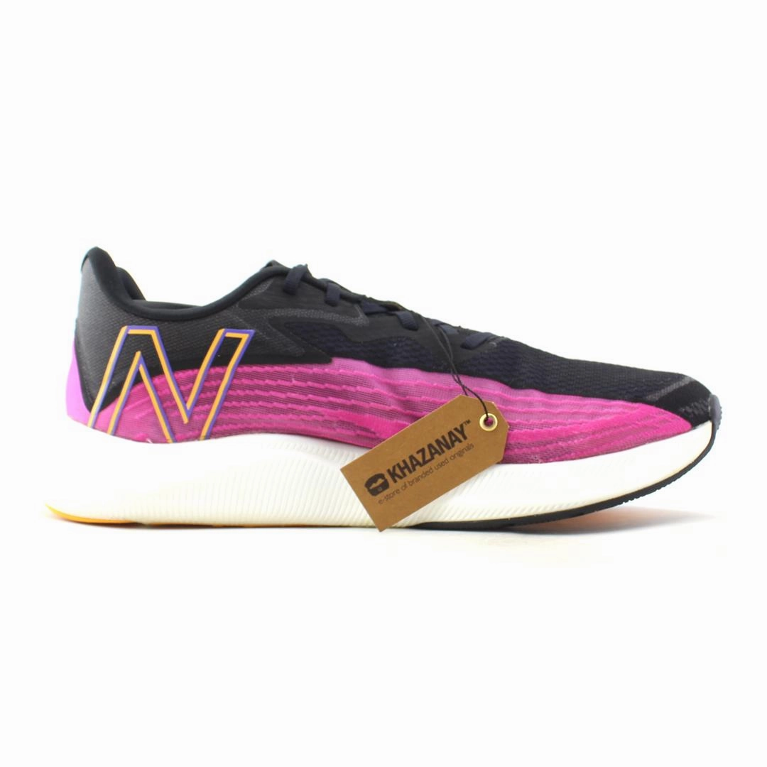 NEW BALANCE FUELCELL REBEL V2 retro New Balance shoe shots
