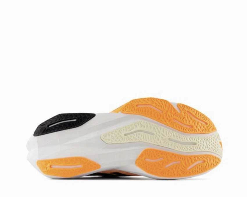 New Balance FuelCell Rebel V4 "Angora" New Balance athletic sneakers