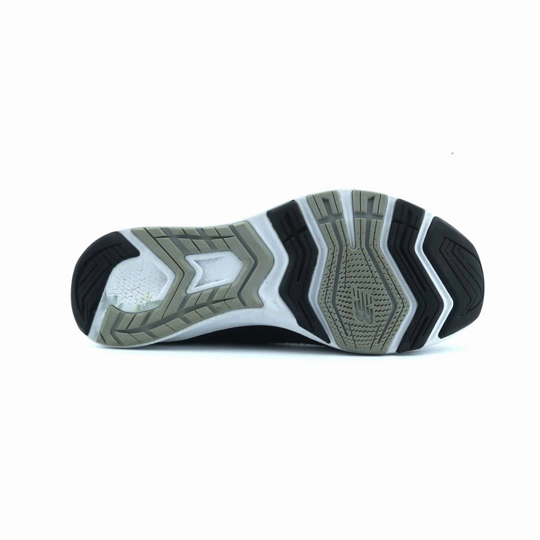 NEW BALANCE FUELCORE NERGIZE stylish New Balance designs