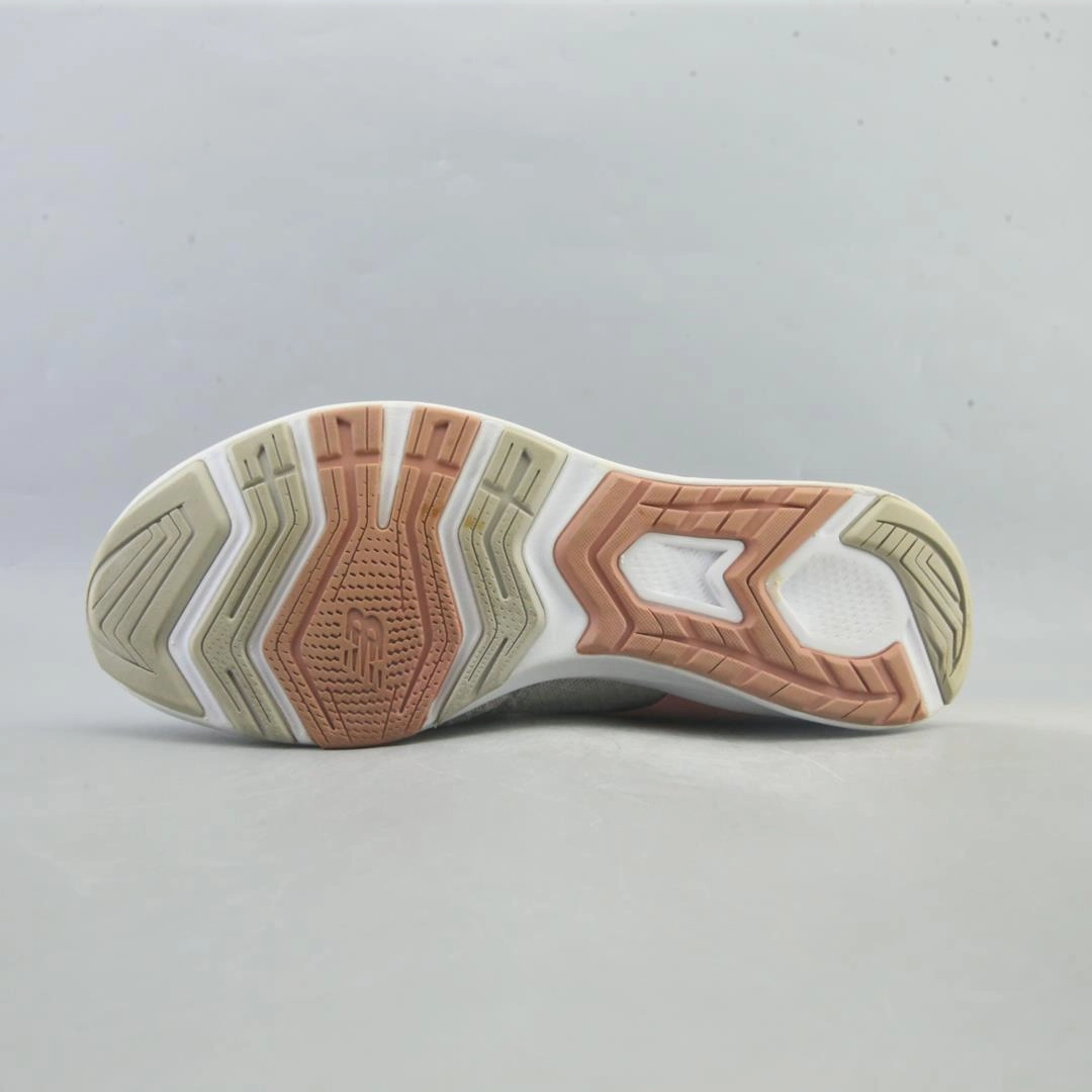NEW BALANCE FUELCORE NERGIZE V1 retro New Balance shoe shots