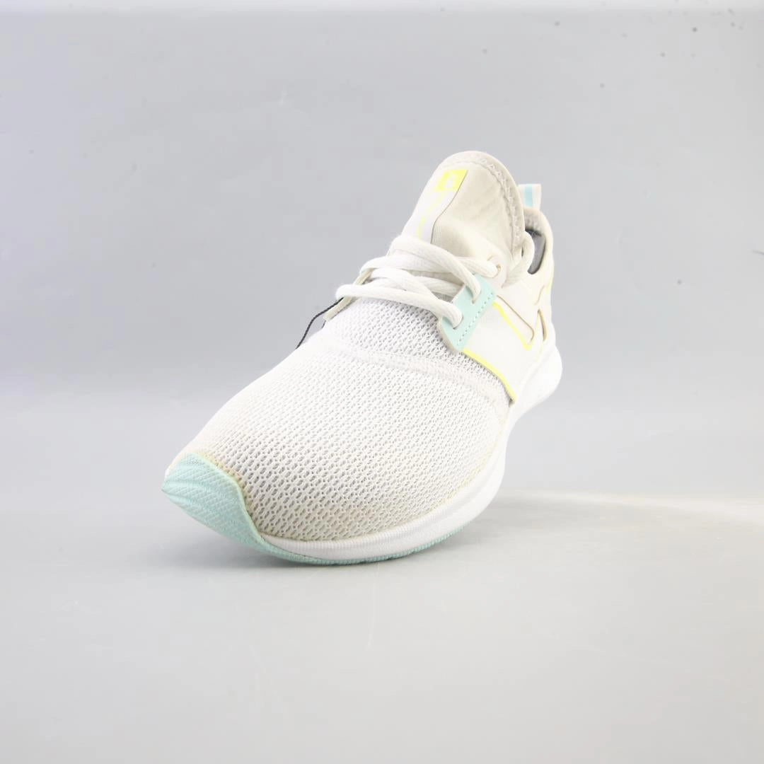 NEW BALANCE  FUELCORE NERGIZE  V1 retro New Balance shoe shots