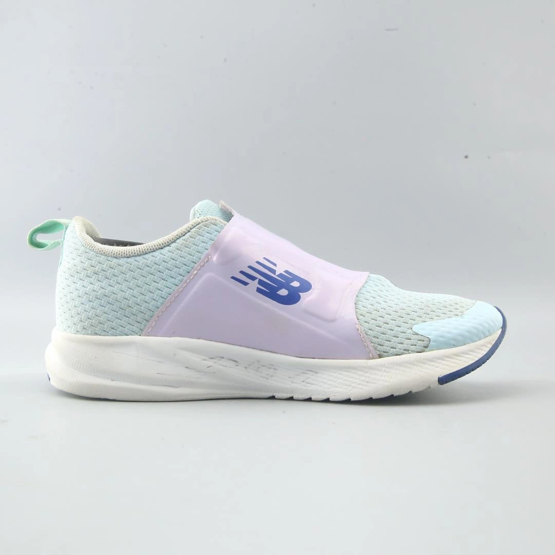 NEW BALANCE FUELCORE REVEAL V3 New Balance trainer visuals