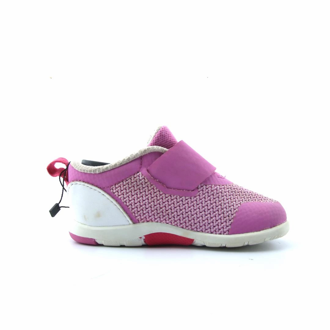 NEW BALANCE LO223 New Balance casual shoe looks