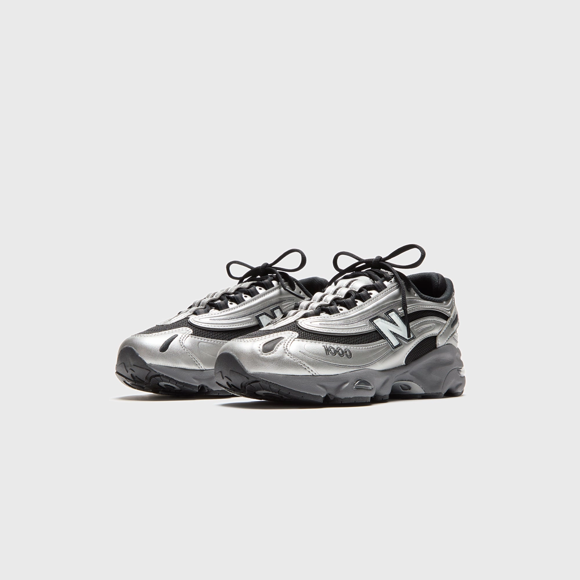 New Balance M1000 - Silver Metallic Nike Air Force 1 edition