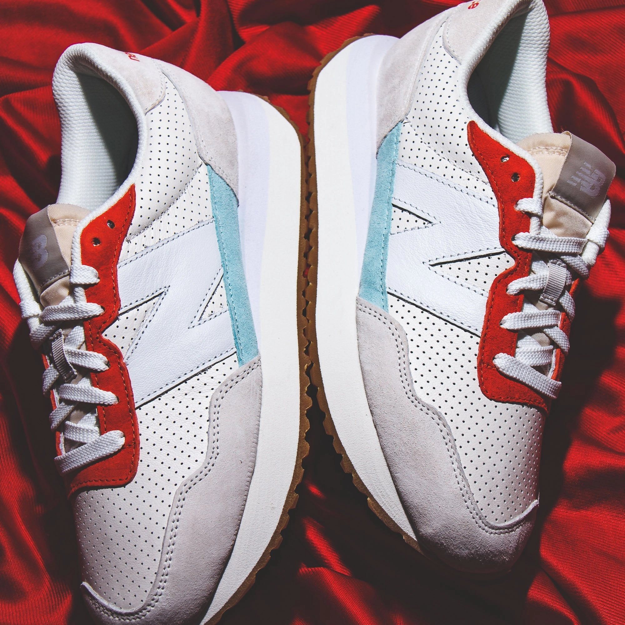 New Balance Men 237 White MS237PG classic New Balance pictures