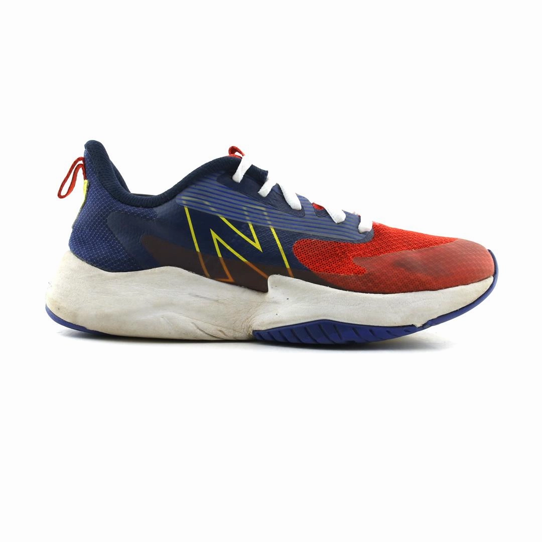 NEW BALANCE RAVE RUN V2 New Balance casual shoe looks