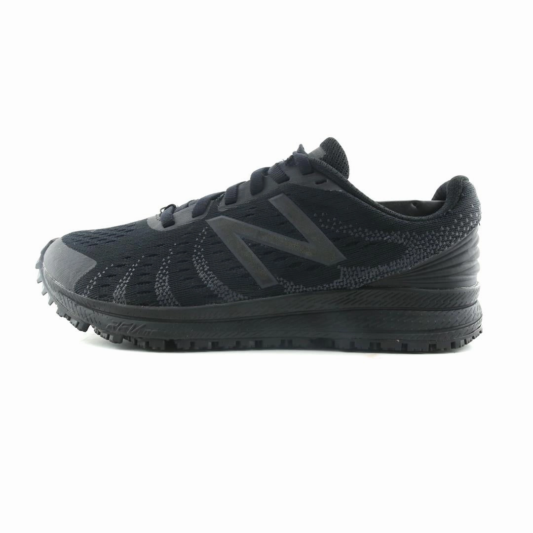 NEW BALANCE RUSH V3 New Balance athletic performance footwear
