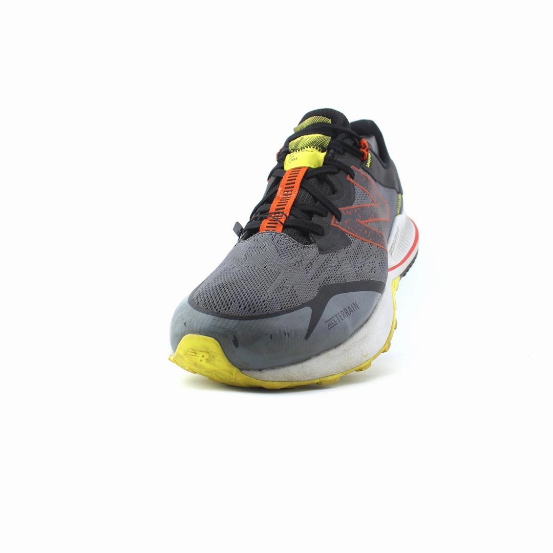 NEW BALANCE TRAIL NITREL V4 retro New Balance shoe shots