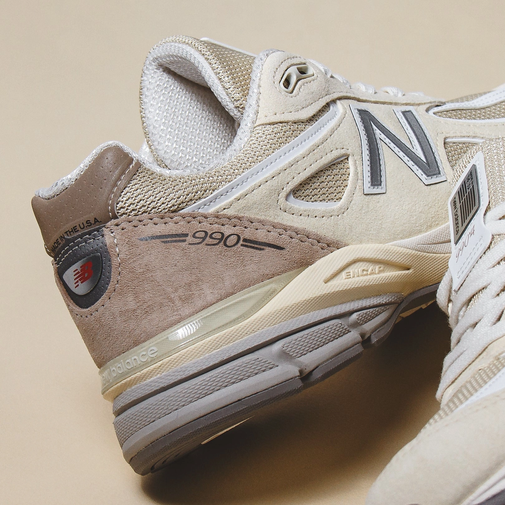 New Balance Unisex 990v4 Limestone Made In USA U990TE4 classic New Balance pictures