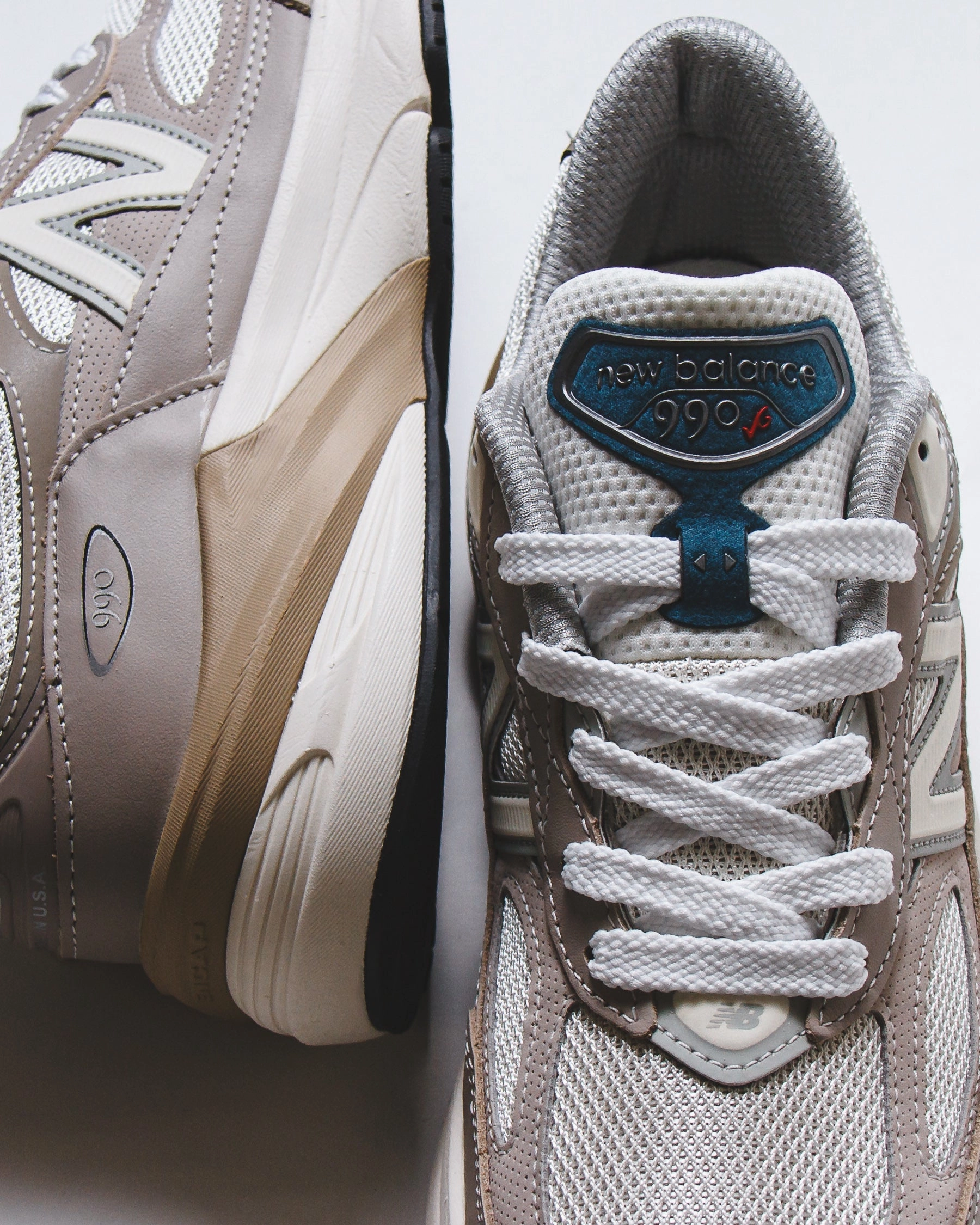 New Balance Unisex Made in USA 990v6 Light Mushroom U990MM6 classic New Balance pictures