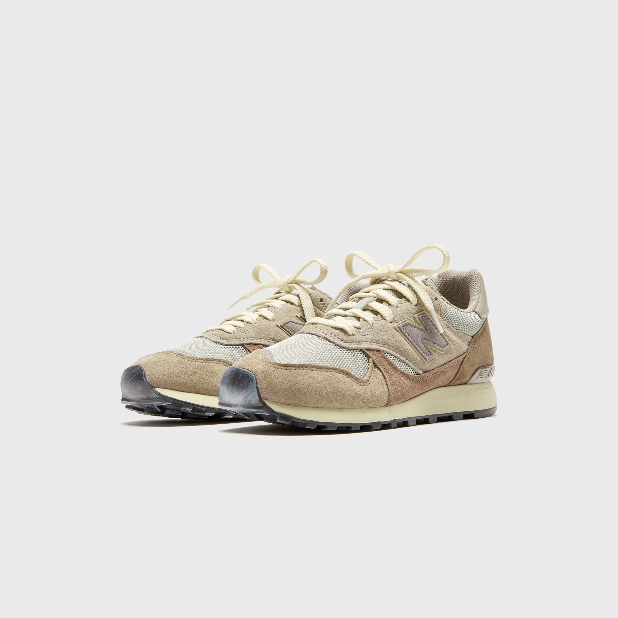 New Balance x Auralee M475 - Grey / Brown Nike Air Force 1 edition