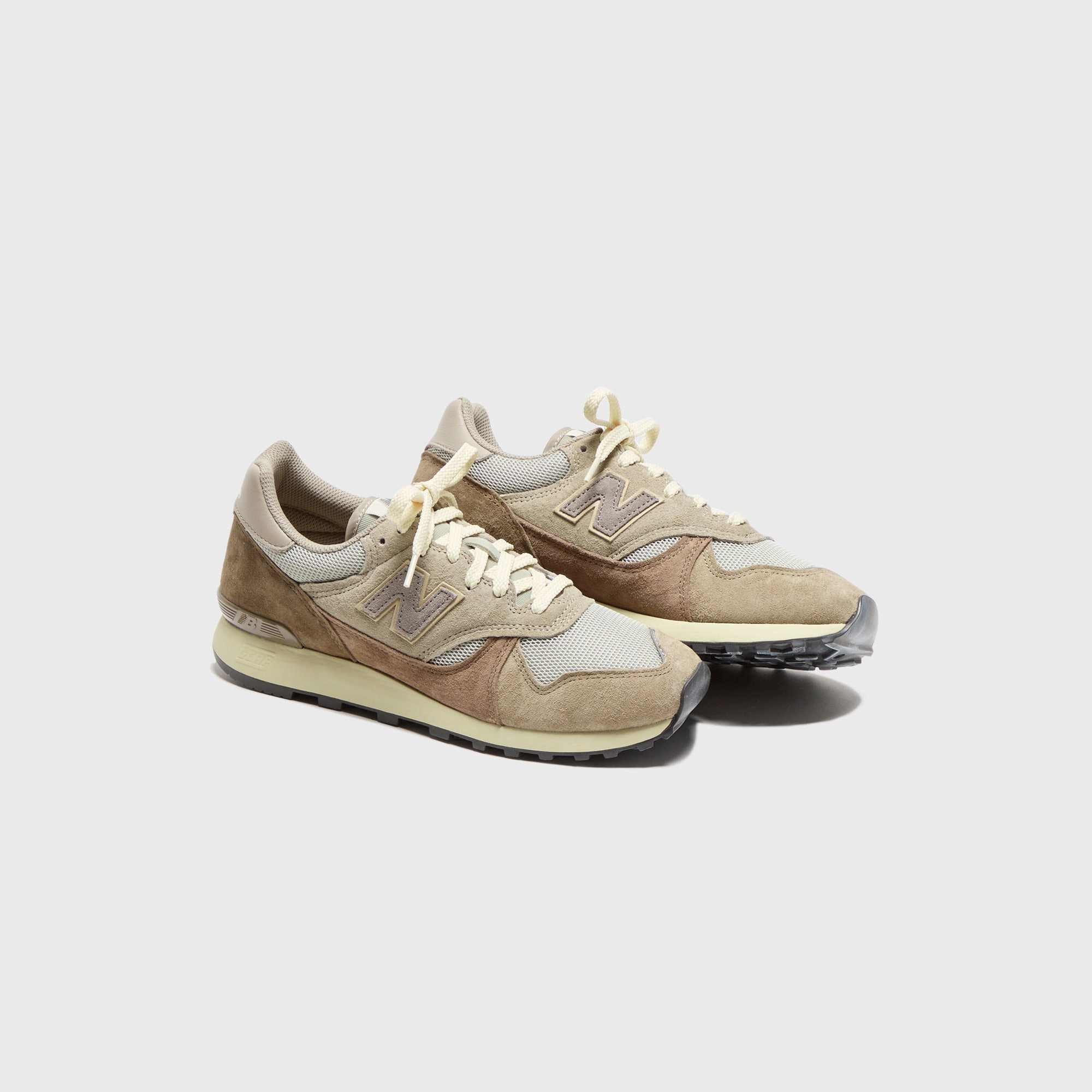 New Balance x Auralee M475 - Grey / Brown Nike Air Force 1 edition
