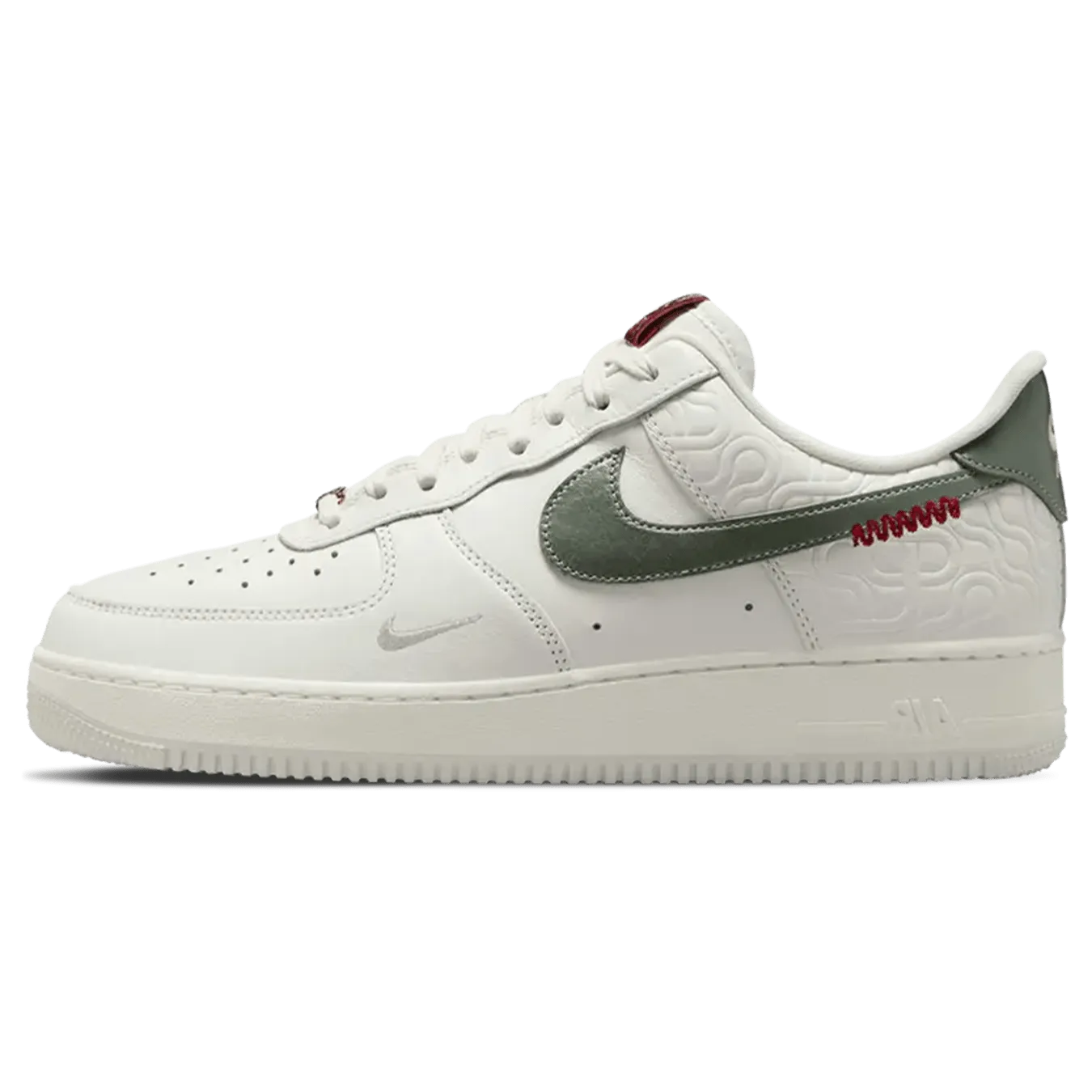 Nike Air Force 1 '07 LE 'Year of the Snake' Nike Air Force 1 timeless sneakers for any outfit