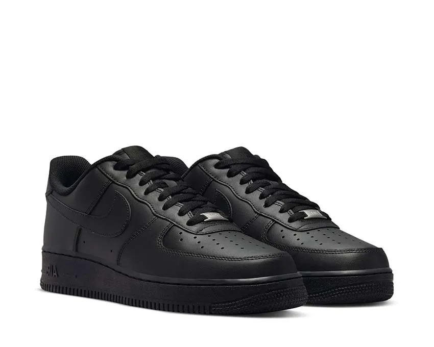 Nike Air Force 1 '07 Nike retro-inspired sneakers