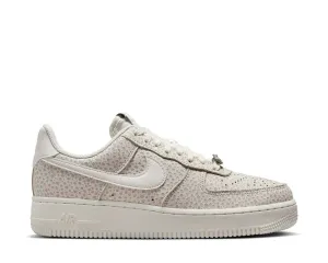 Nike Air Force 1 '07 Prm W "Safari Phantom" Nike essential sneakers for sport and street