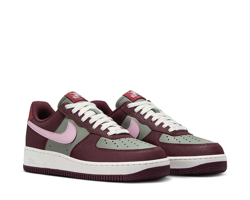 Nike Air Force 1' 07 W Next Nature W Nike retro-inspired sneakers