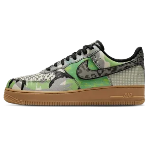 Nike Air Force 1 Low QS 'Chicago' Nike Air Force 1 timeless sneakers for any outfit