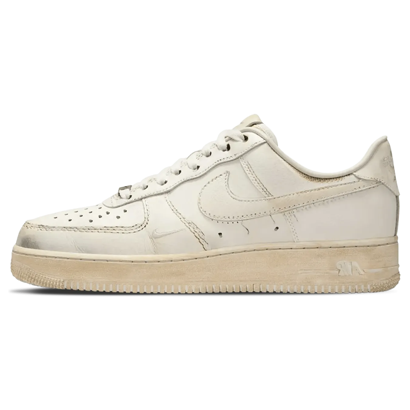Nike Air Force 1 Low 'Smoke and Mirrors Pack - Dirty Triple White' Nike Air Force 1 timeless sneakers for any outfit
