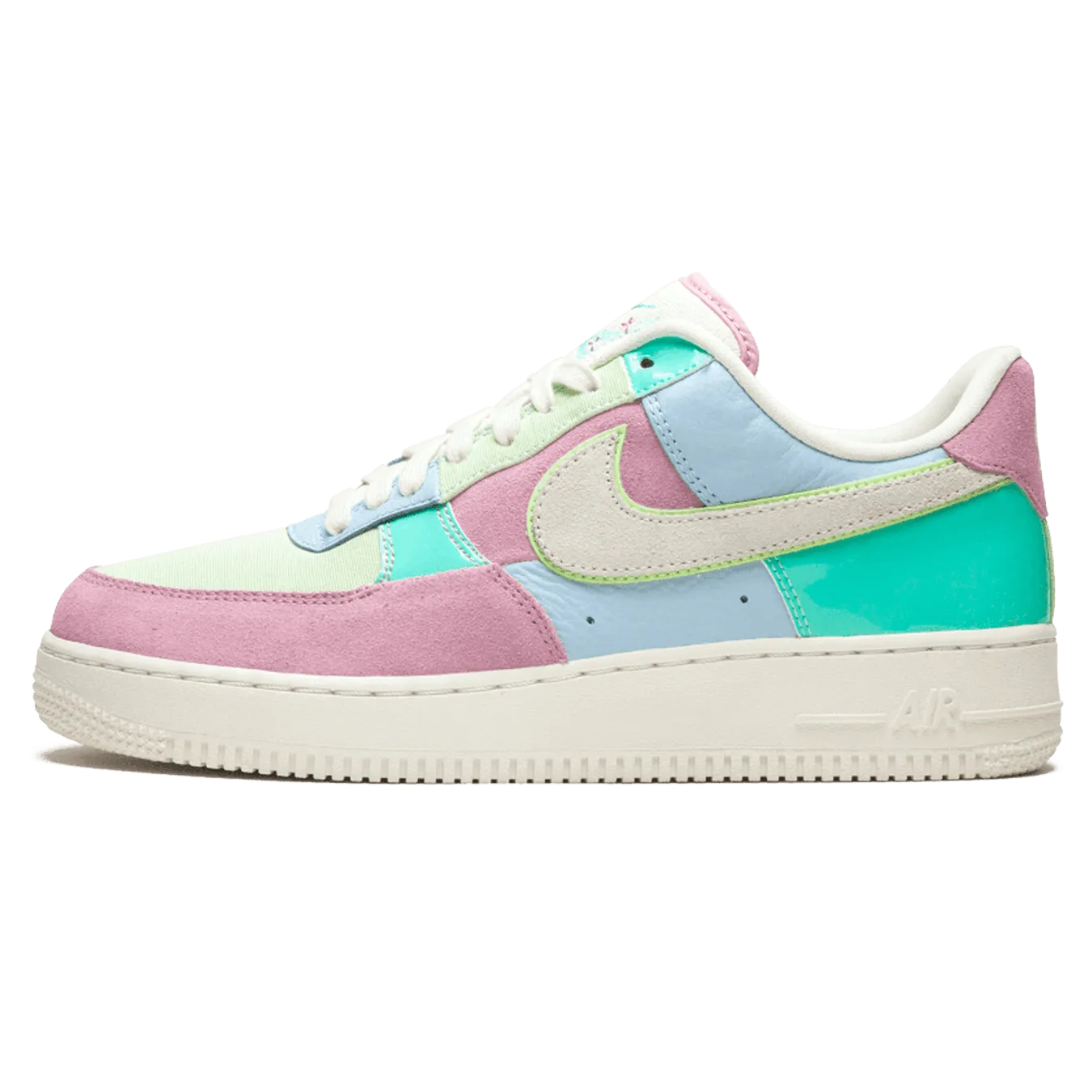 Nike Air Force 1 Low 'Spring Patchwork' 2018 Nike Air Force 1 timeless sneakers for any outfit