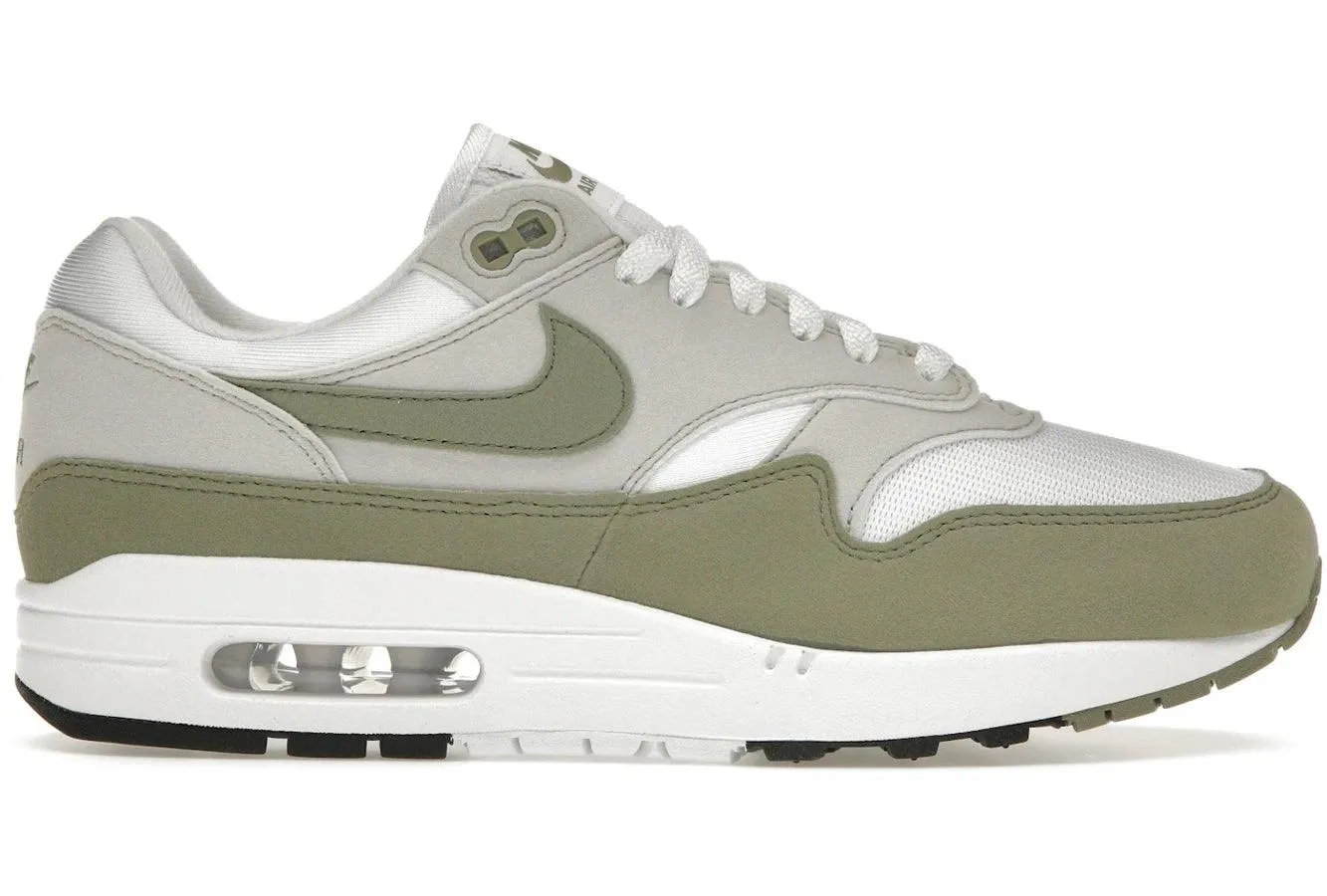 Nike Air Max 1 Light Army Nike Air Max casual shoes with visible air tech