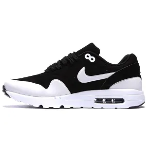 Nike Air Max 1 Ultra Moire Trainer Nike Air Max sneakers with air cushioning design