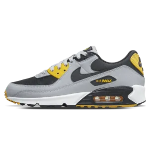 Nike Air Max 90 'Classic Batman' Nike Air Max lifestyle sneakers with sport details