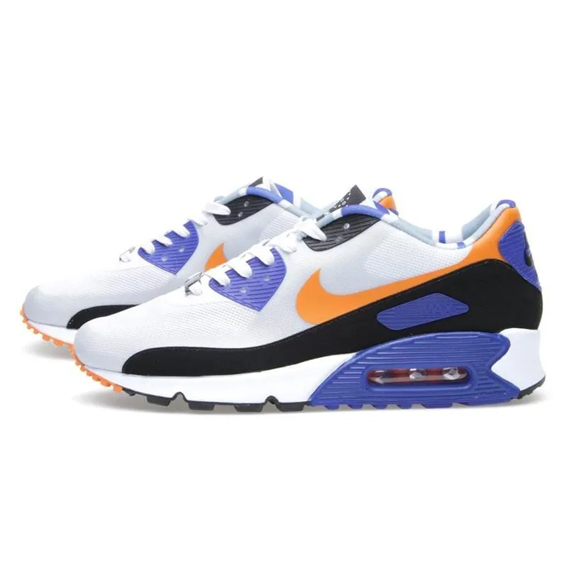 Nike Air Max 90 London QS Nike Air Max sneakers with air cushioning design