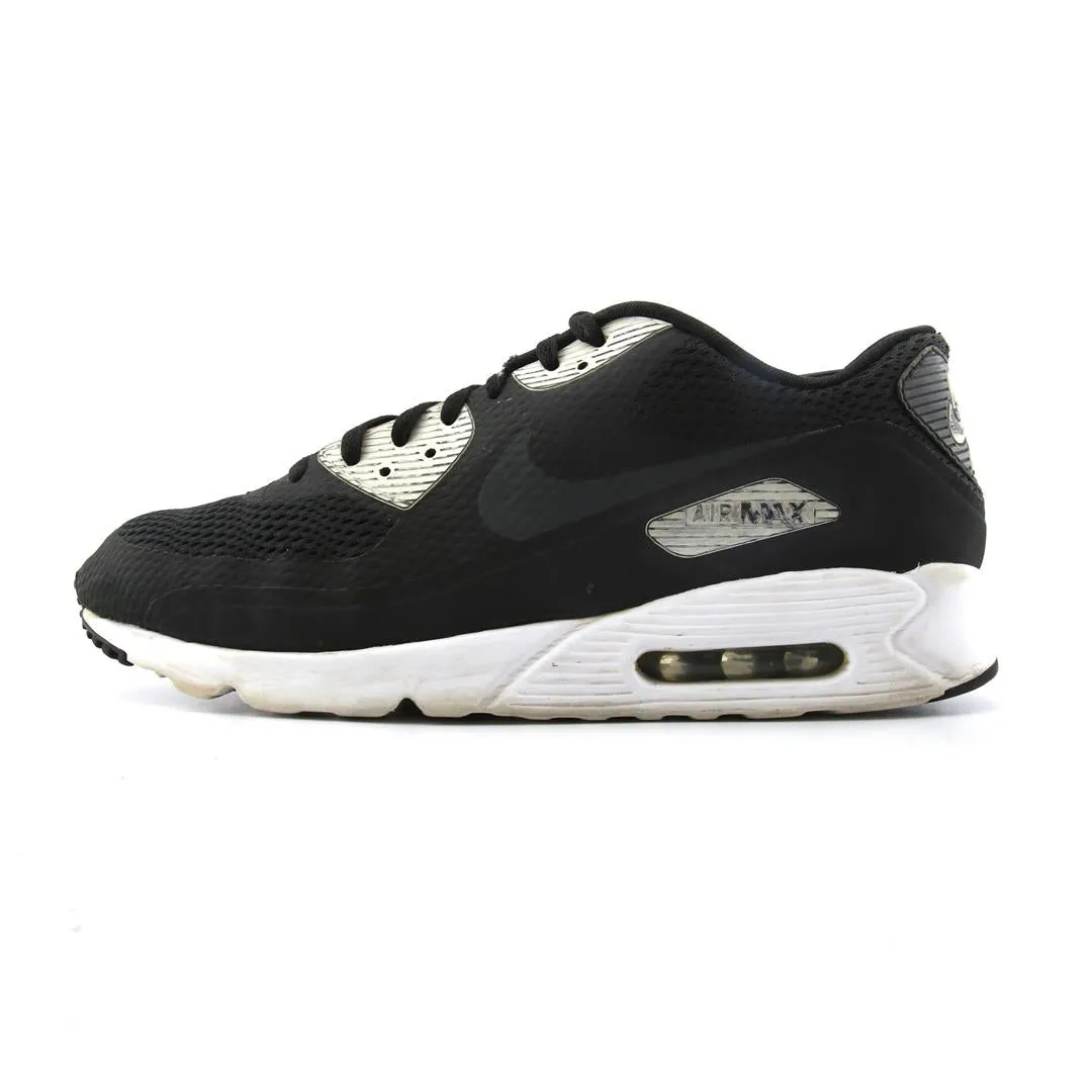 NIKE AIR MAX 90 ULTRA ESSENTIAL Nike modern athletic shoe designs