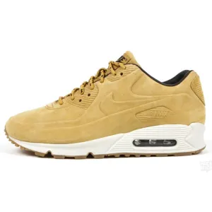 Nike Air Max 90 VT Premium QS Haystack Nike Air Max sneakers with air cushioning design