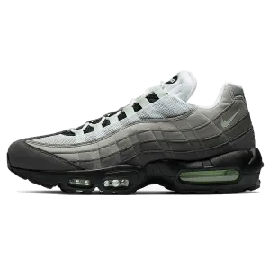 Nike Air Max 95 'Fresh Mint' Nike Air Max lifestyle sneakers with sport details