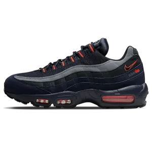 Nike Air Max 95 'Logo' Nike Air Max lifestyle sneakers with sport details