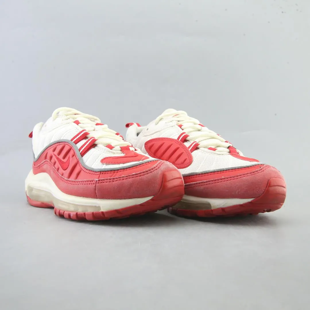 NIKE AIR MAX 98 classic Nike shoe photos