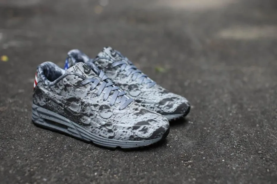 Nike Air Max Lunar90 SP Moon Landing Nike Air Max cushioned sneakers