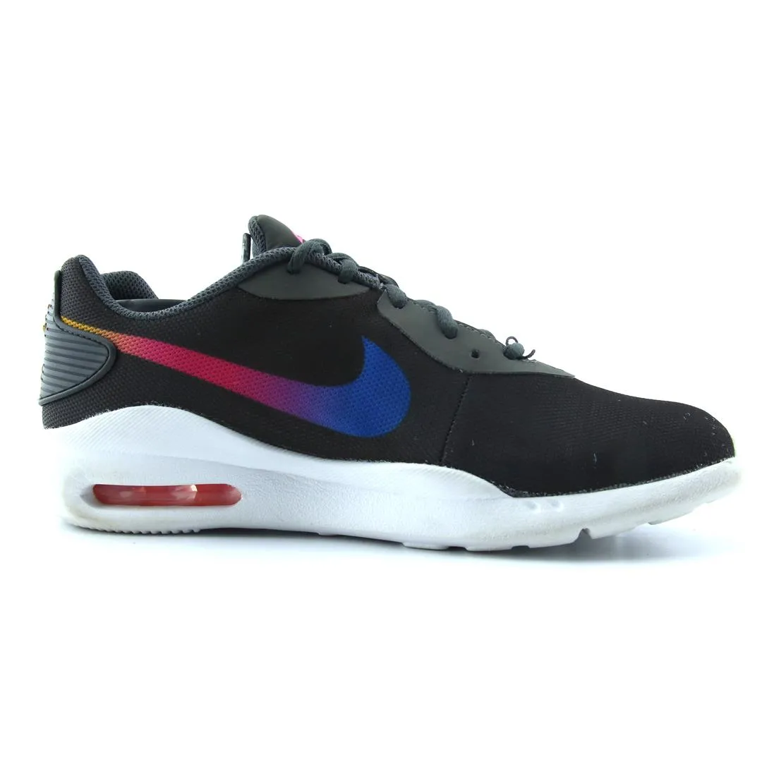 NIKE AIR MAX OKETO classic Nike shoe photos