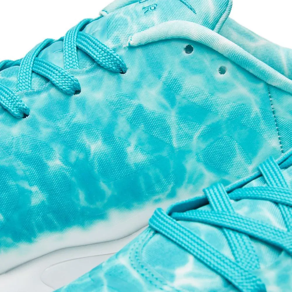 NIKE AIR MAX PLUS GPX PREMIUM SP Turbo Green & White Nike Air Max cushioned sneakers