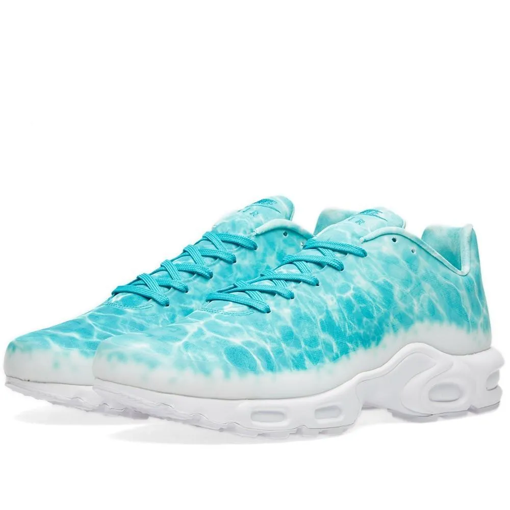 NIKE AIR MAX PLUS GPX PREMIUM SP Turbo Green & White Nike Air Max cushioned sneakers