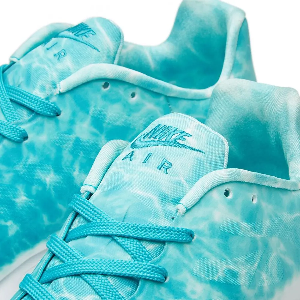 NIKE AIR MAX PLUS GPX PREMIUM SP Turbo Green & White Nike Air Max cushioned sneakers