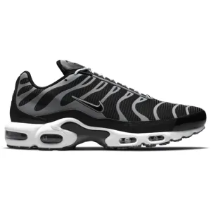 Nike Air Max Plus Grind Dark Smoke Grey Nike Air Max casual shoes with visible air tech