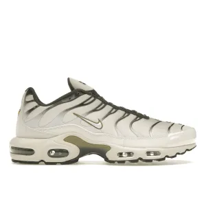 Nike Air Max Plus Phantom Cargo Khaki Nike Air Max casual shoes with visible air tech