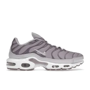 Nike Air Max Plus Plum Fog Nike Air Max casual shoes with visible air tech