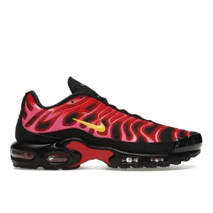 Nike Air Max Plus Supreme University Red Nike Air Max casual shoes with visible air tech