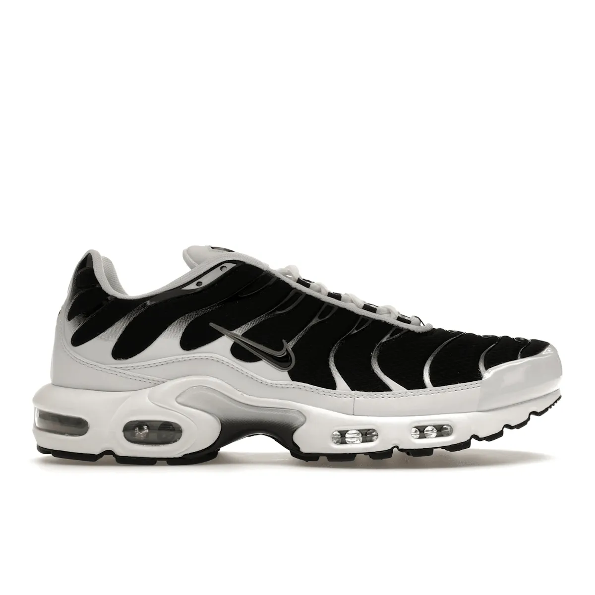 Nike Air Max Plus White Black Metallic Pewter Nike Air Max casual shoes with visible air tech